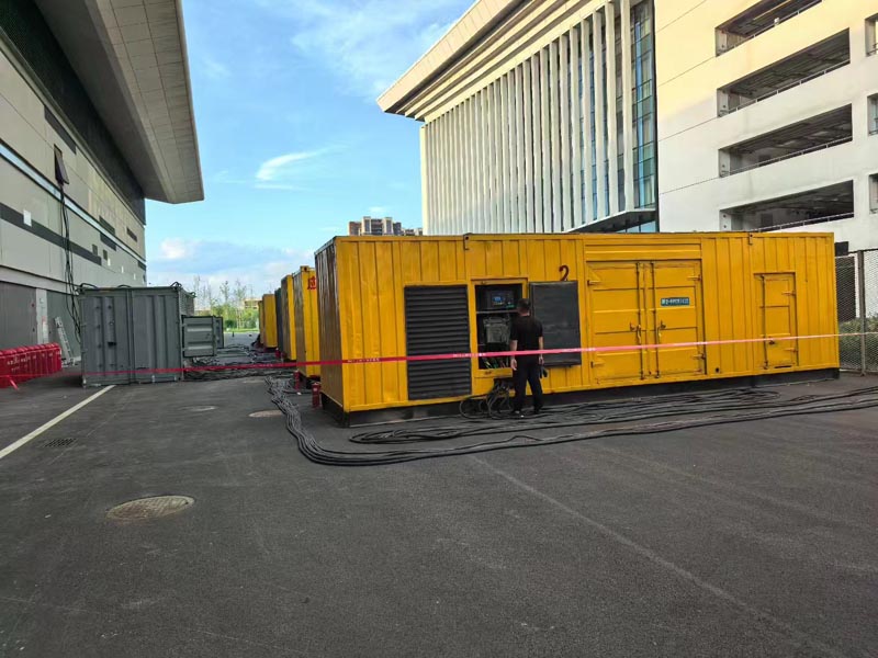 东兴柴油发电机冬季保养注意事项?